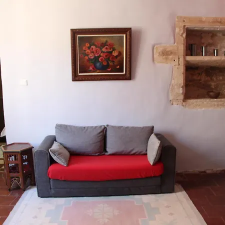 Maison Anila Guest house *